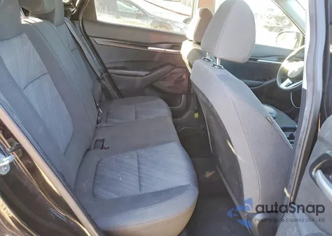 2021 Kia Seltos Lx z USA, uszkodzony, nr VIN KNDEPCAA3M7142169